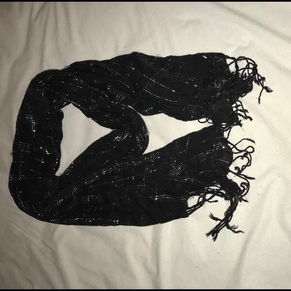 Fringe Scarf